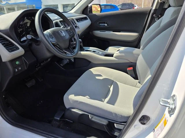 Used 2022 White Honda LX image 11