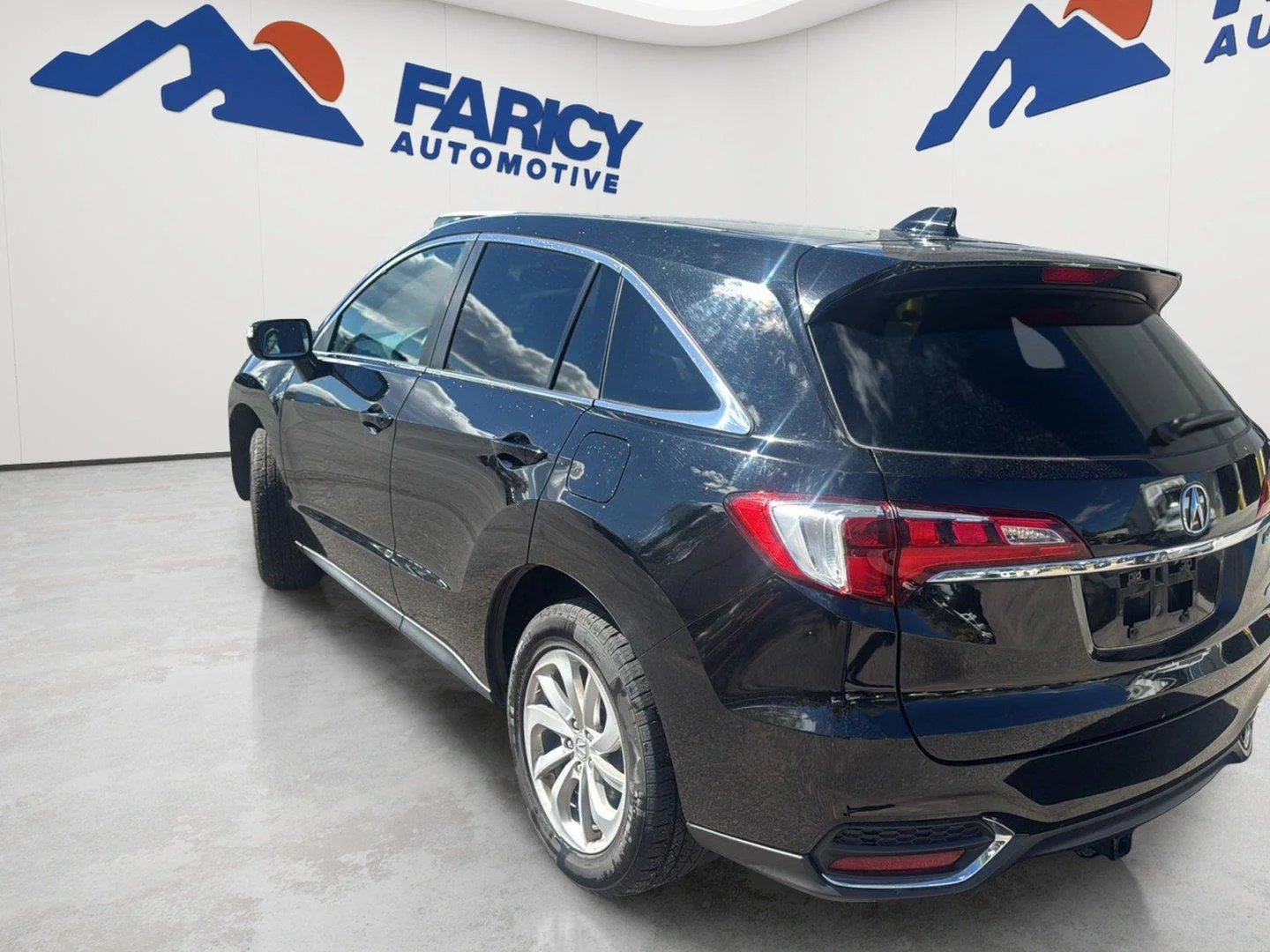 Used 2016  Acura Base image 5