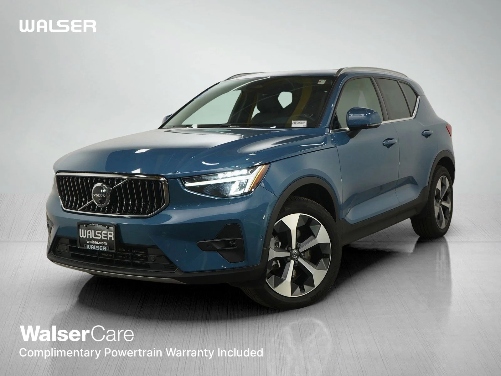 2025 Volvo XC40