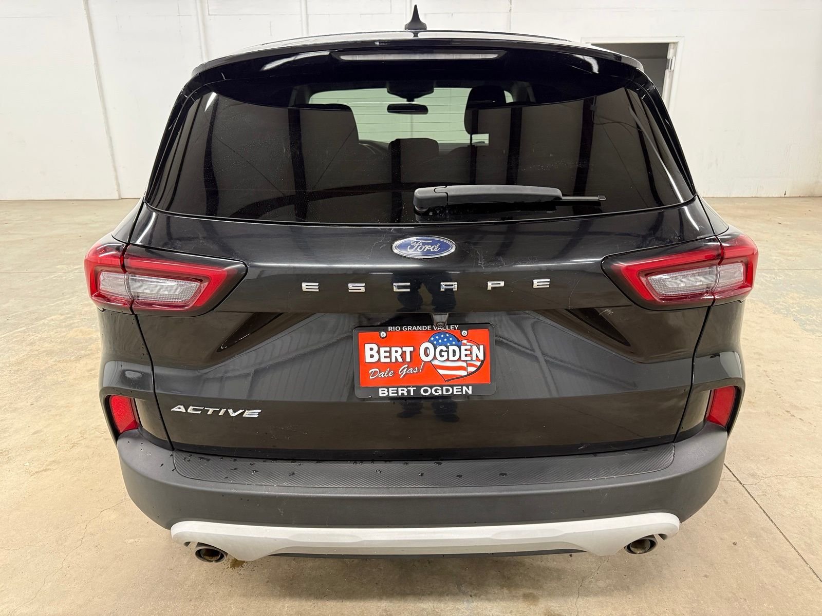 Used 2023 Black Ford Active image 6