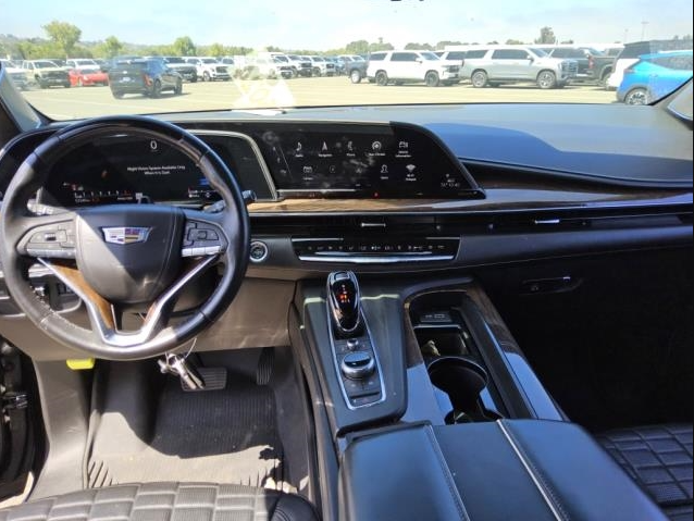 Used 2021 Black Cadillac Sport Platinum image 4