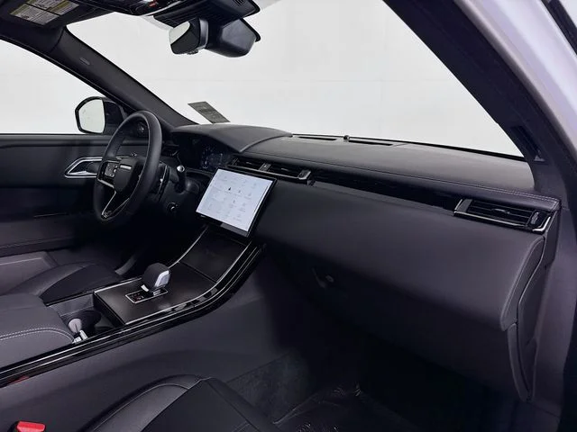 New 2026 Fuji White Land Rover Belgravia Edition image 31