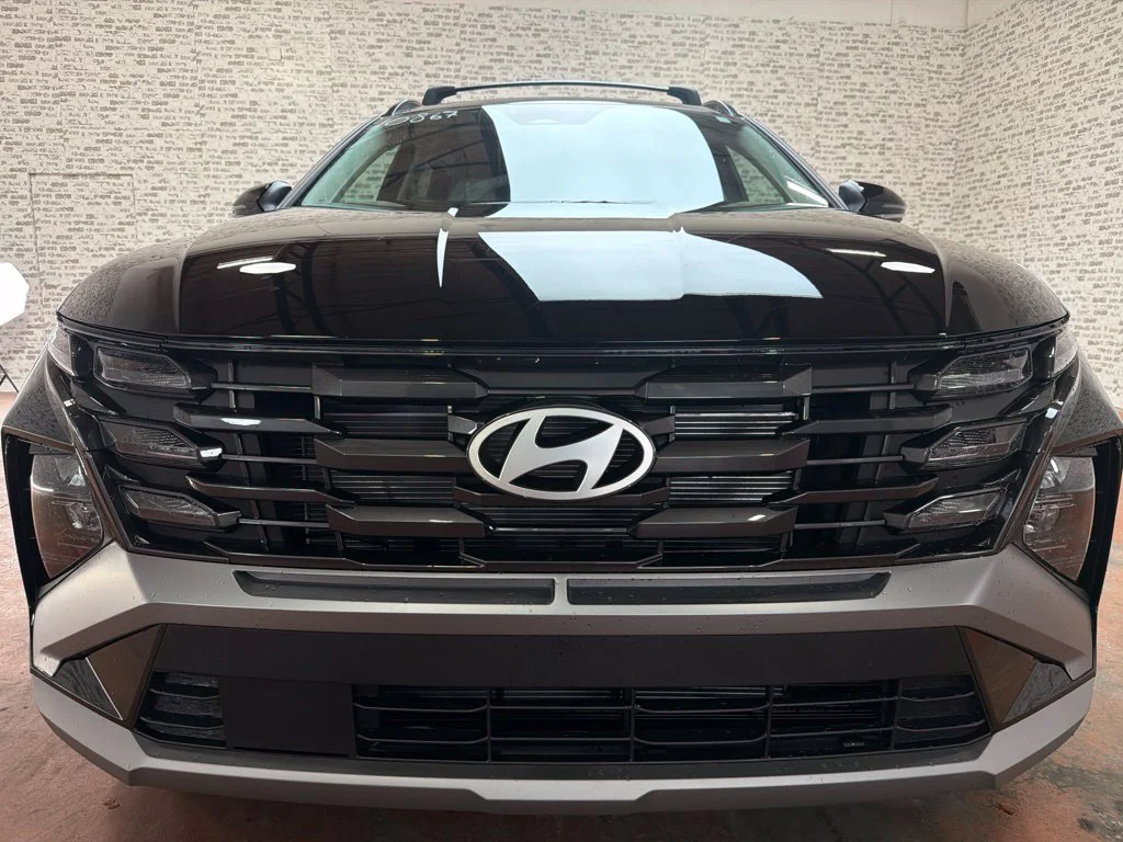 New 2026 Phantom Black Hyundai SEL Premium image 2