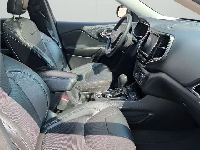 Used 2020 Black Jeep Limited image 46