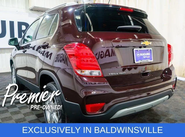 Used 2022 Red Chevrolet LT image 7