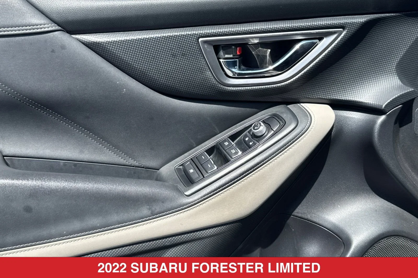 Used 2022 Crystal Black Pearl Subaru Limited image 12