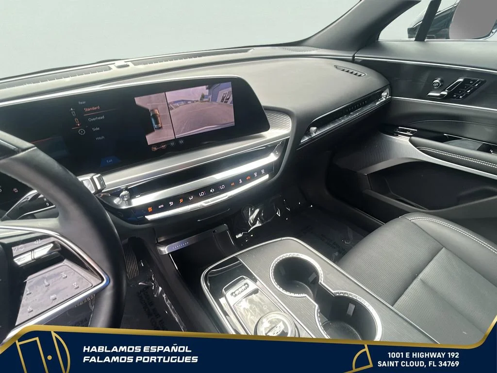 Used 2025 Celestial Metallic Cadillac Luxury 3 image 19