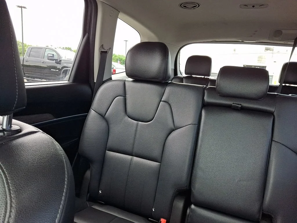 Used 2020 Gray Kia EX image 19