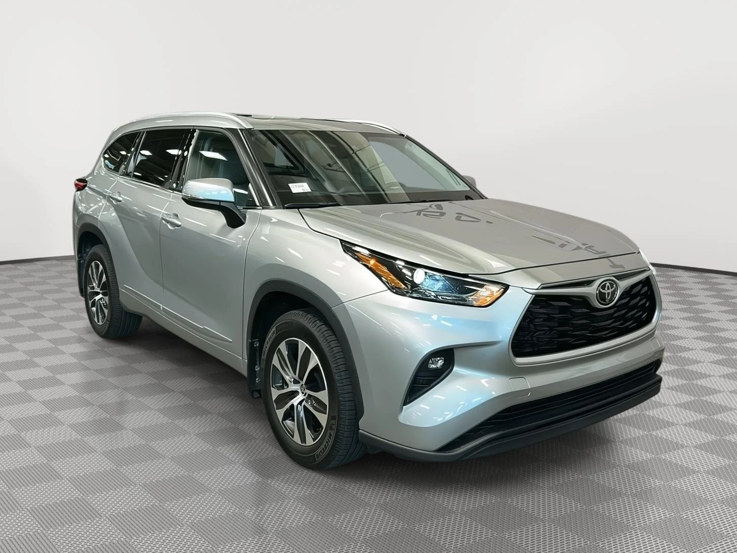 Used 2022 Celestial Silver Metallic Toyota XLE image 1