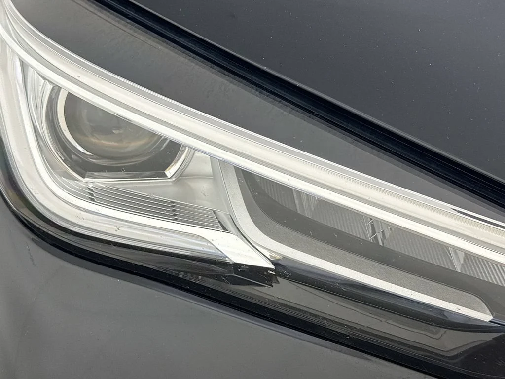 Certified Used 2022 Black INFINITI LUXE image 39