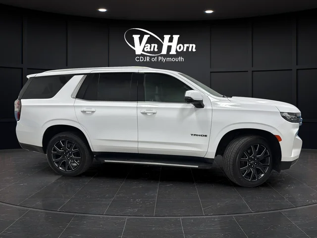 Used 2023 Summit White Chevrolet LT image 8