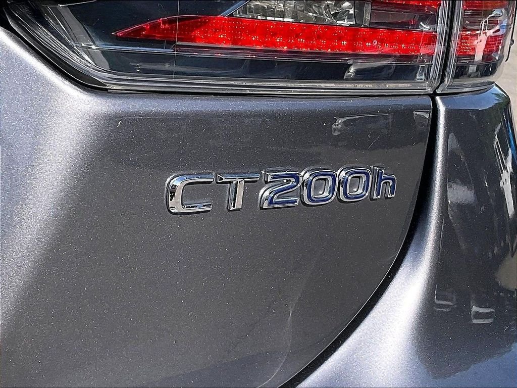 Used 2016 Gray Lexus 200h image 27