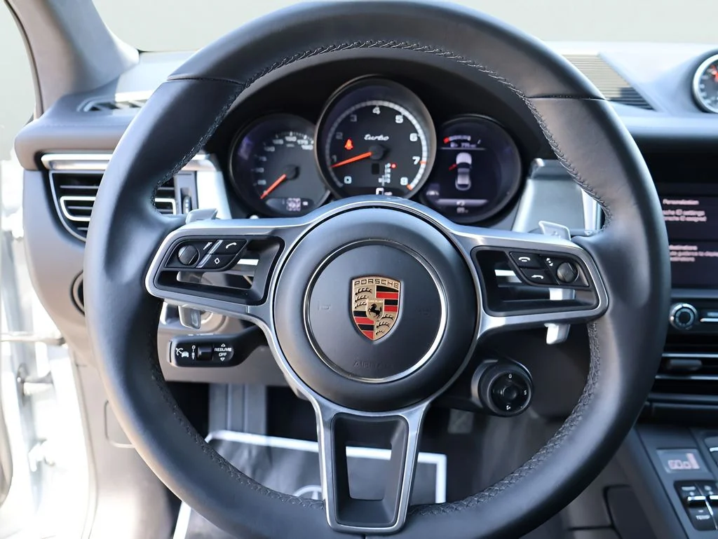 Used 2020 Dolomite Silver Metallic Porsche Turbo image 27