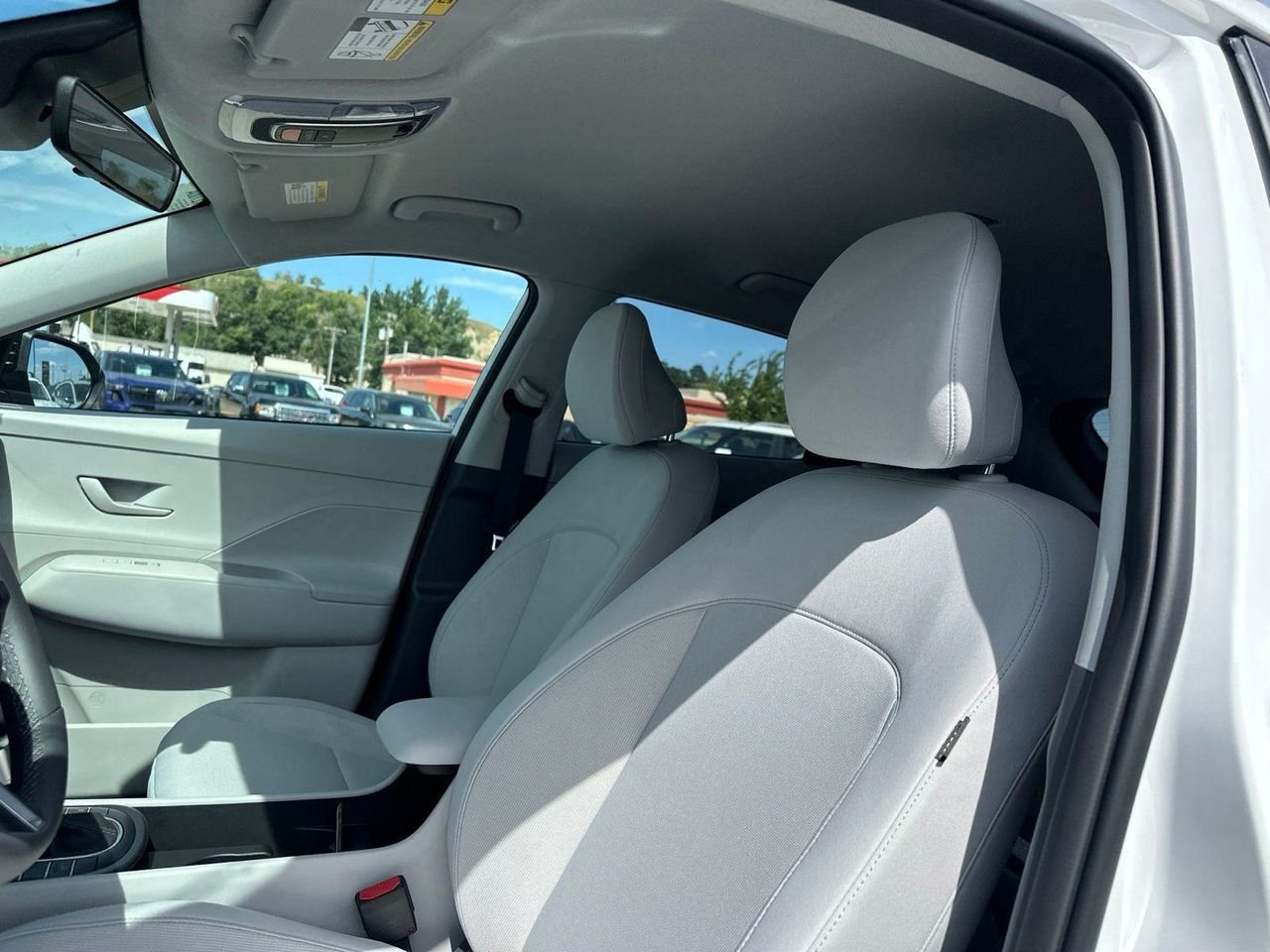 New 2027 White Hyundai SEL Sport AWD image 9