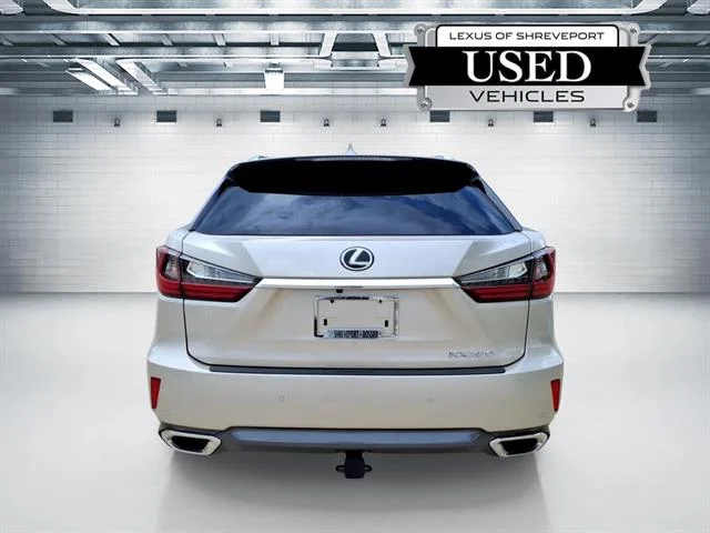 Used 2019 Satin Cashmere Metallic Lexus Base image 3