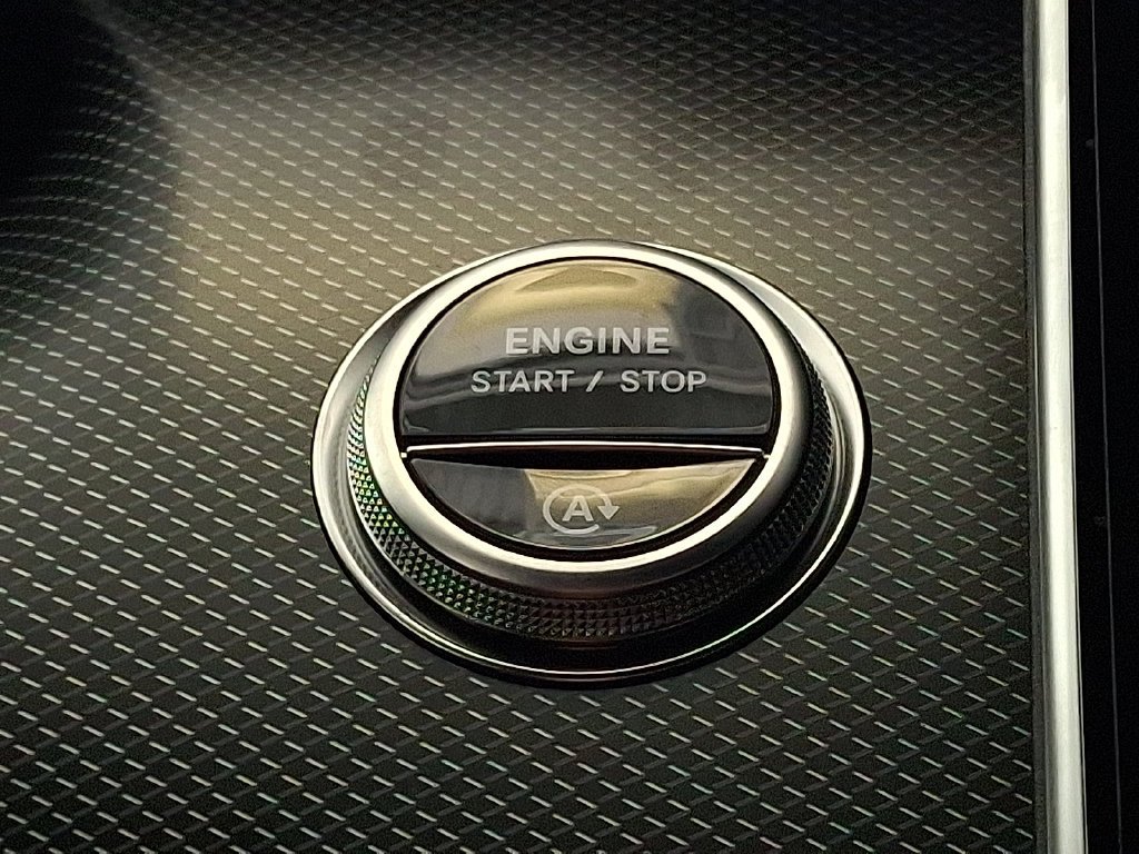 2025 Mercedes-Benz C-Class Sedan C 300 - Photo 54