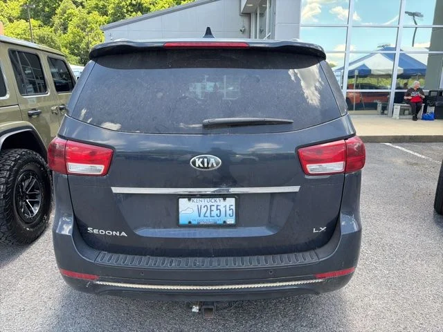 Used 2017 Black Kia LX image 7
