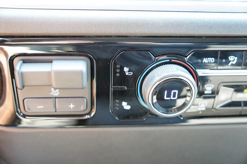 Used 2024 Dark Ash Metallic Chevrolet LT image 28