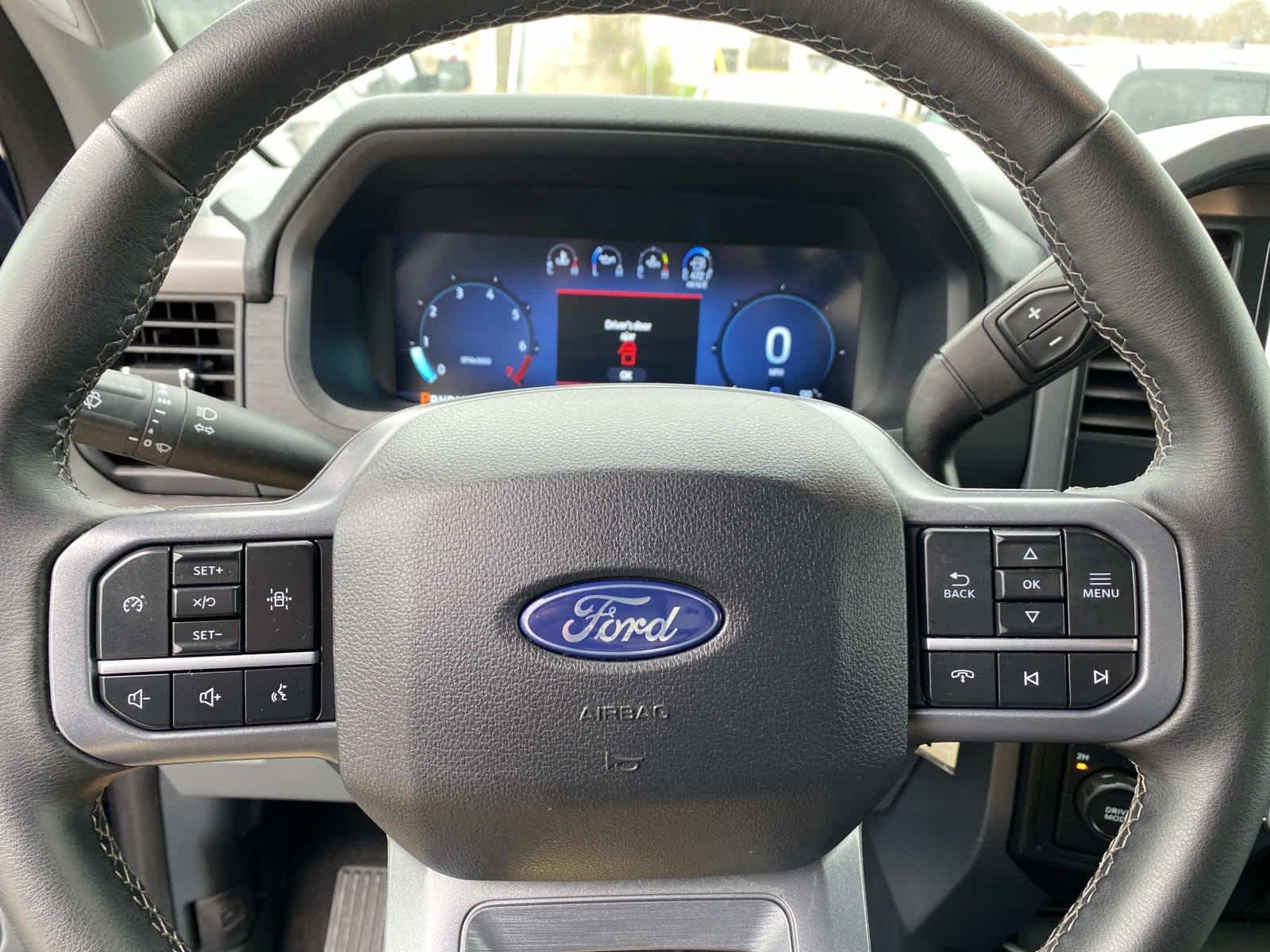 Certified Used 2025 Atlas Blue Ford XLT image 19