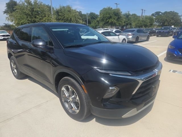 Used 2023  Chevrolet LT image 1