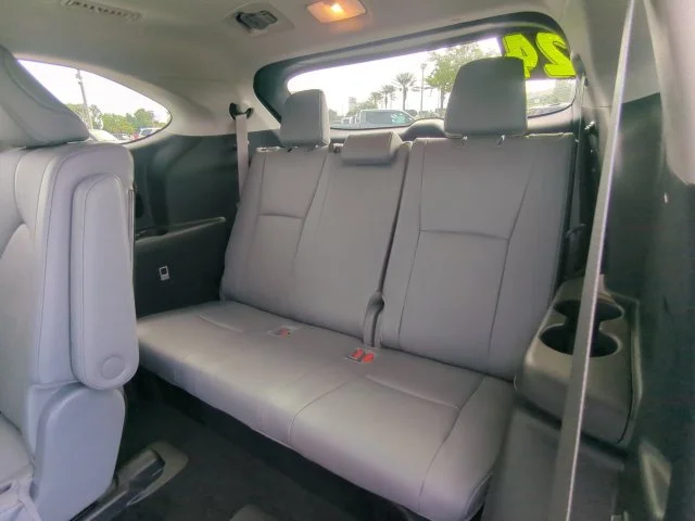 Used 2024  Toyota Limited image 16