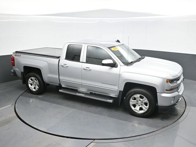 Used 2018 Silver Chevrolet LT image 15