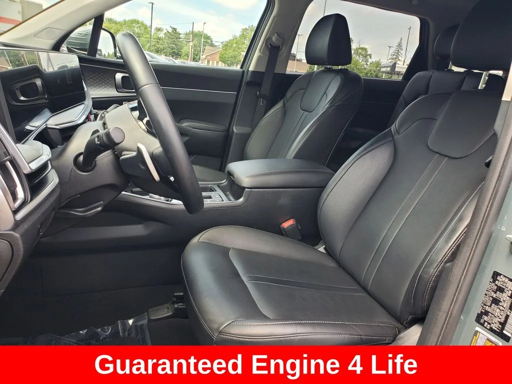 Used 2025 Green Kia EX image 6