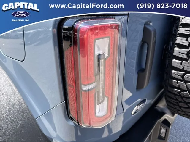 Used 2024 Gray Ford Wildtrak image 15