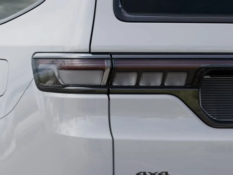 New 2026 Bright White Clearcoat Jeep Summit Reserve image 9