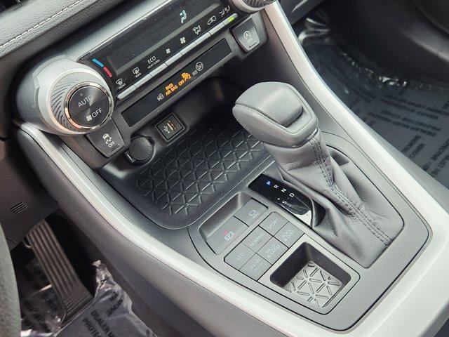Certified Used 2025 ICE CAP Toyota  image 16