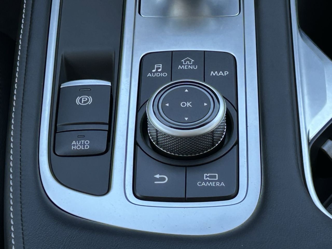 New 2027 RADIANT WHITE INFINITI LUXE image 22