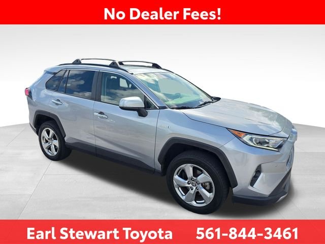 Used 2020 Silver Toyota Limited image 3