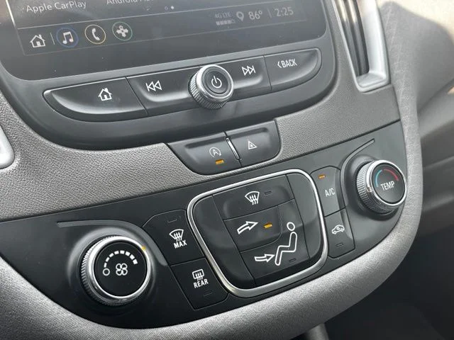 Used 2022 White Chevrolet LS image 14