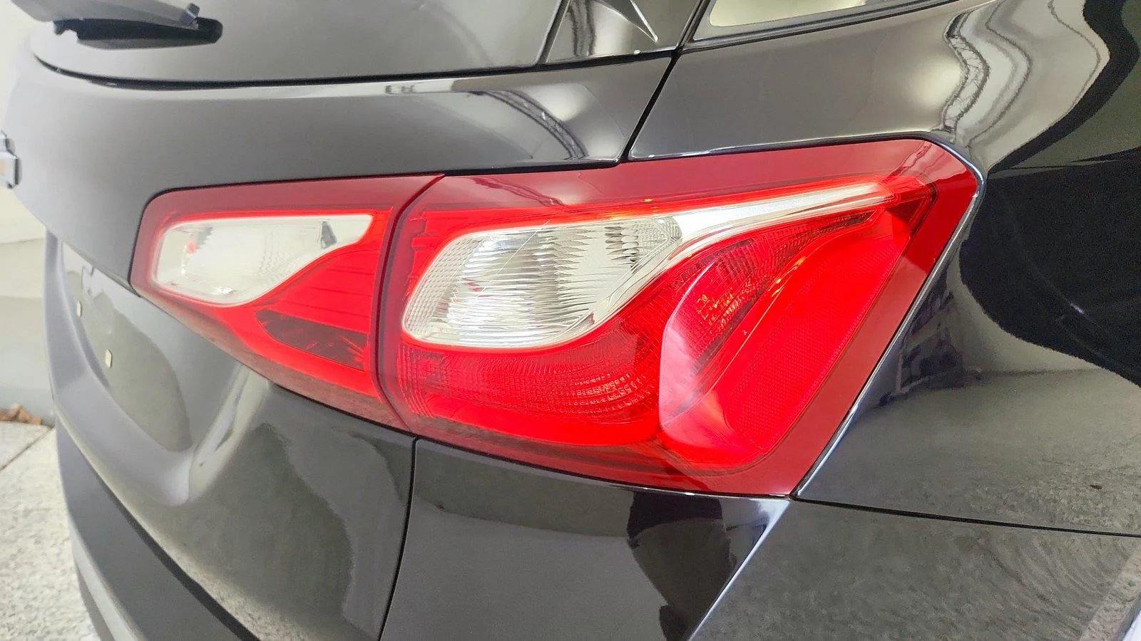 Used 2020 MIDNIGHT BLUE METALLIC Chevrolet LT image 32