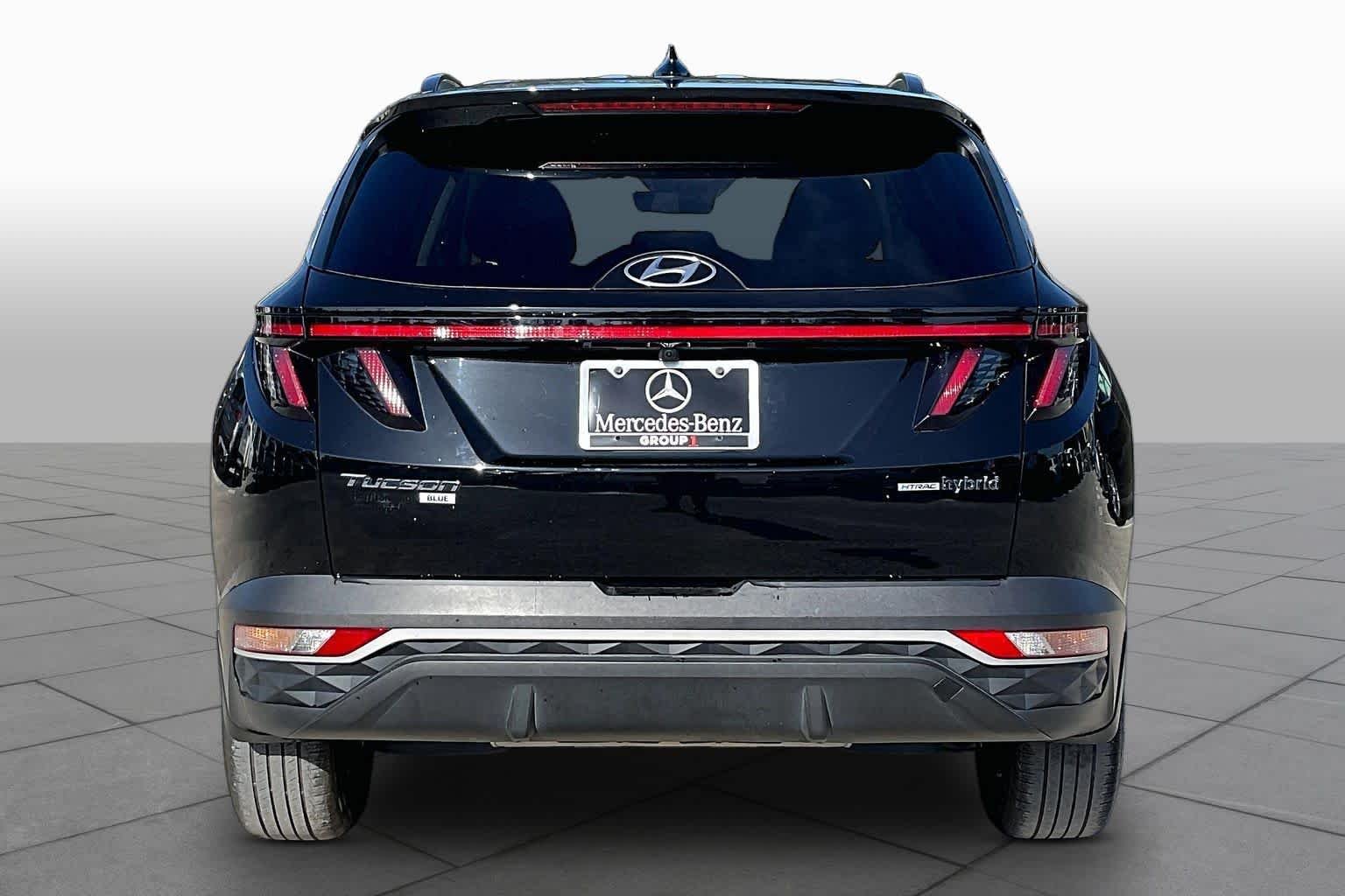 Used 2023 Phantom Black Hyundai Blue image 5