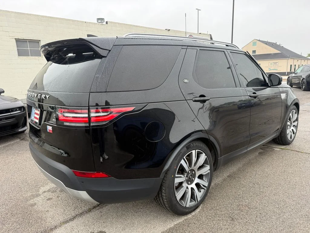 Used 2018 Black Land Rover HSE image 6