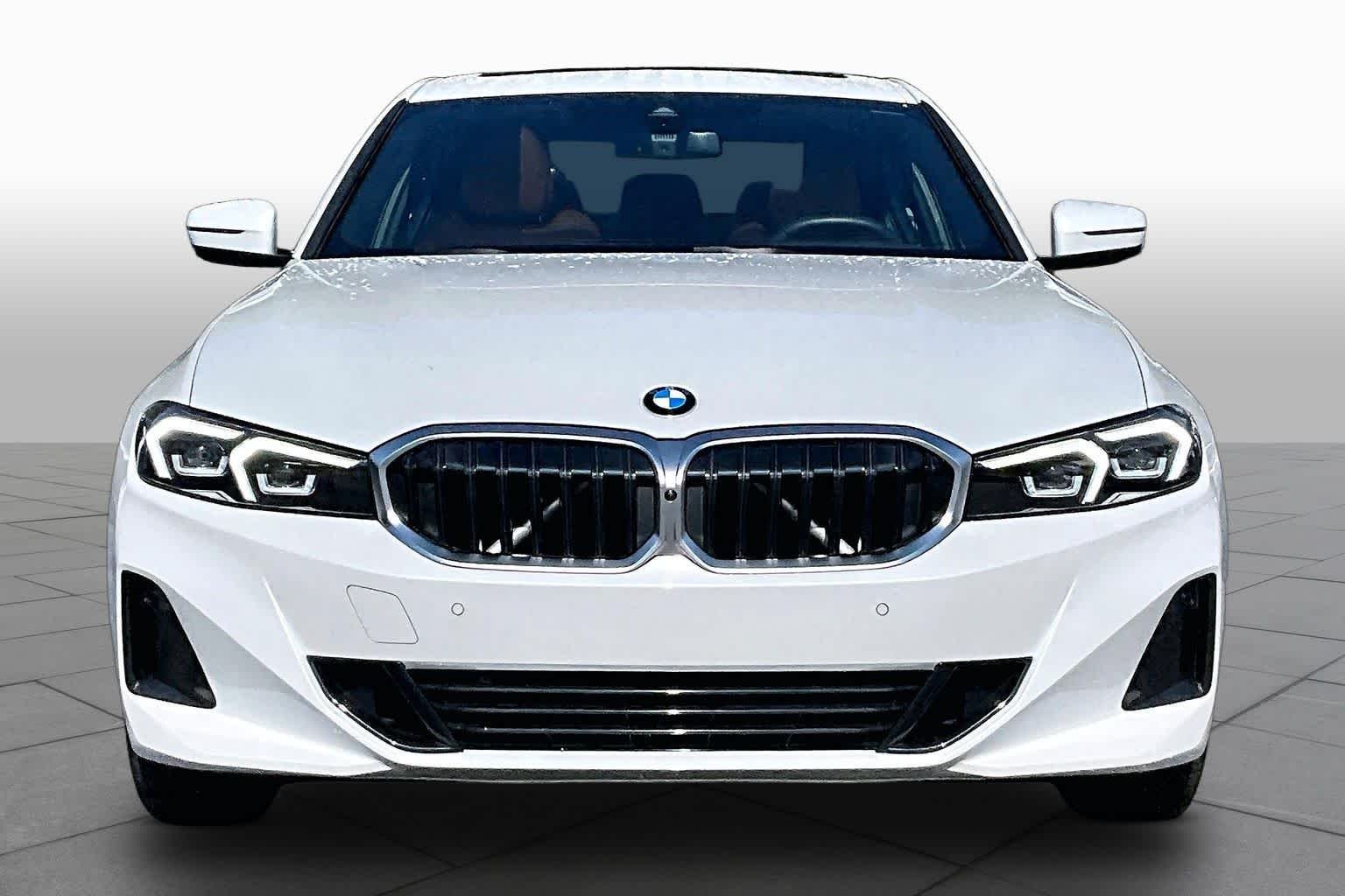 Certified Used 2025 Mineral White Metallic BMW 330i image 4