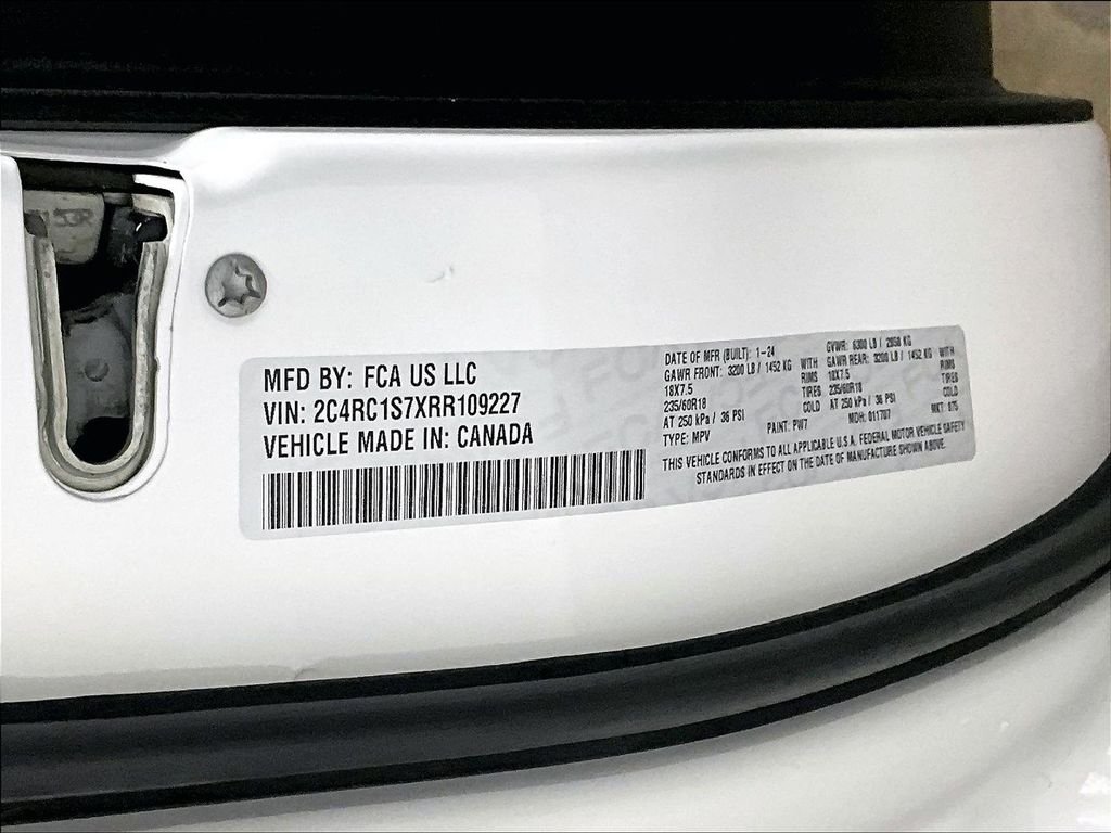 Used 2024 White Chrysler Select S Appearance image 34