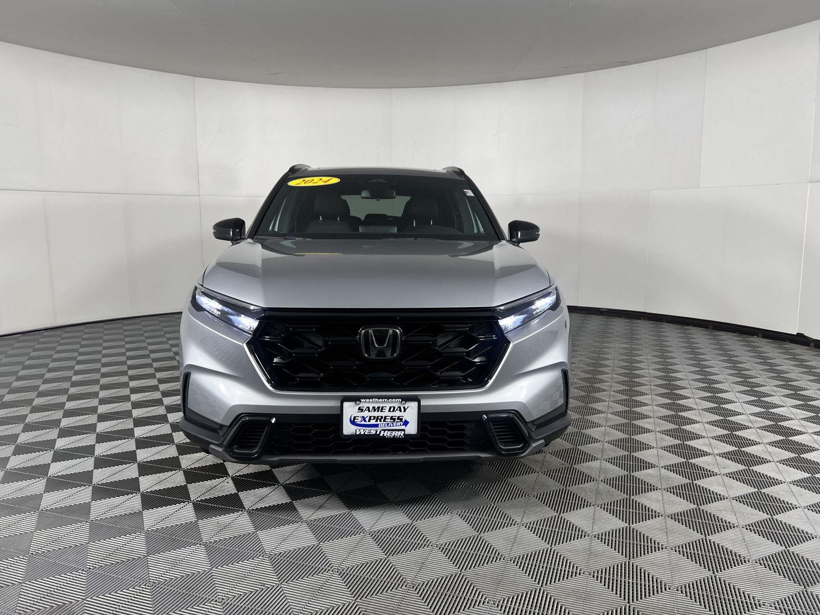 Used 2024 Lunar Silver Metallic Honda Sport image 2