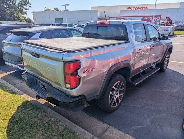 Used 2024 Gray Chevrolet Z71 image 3
