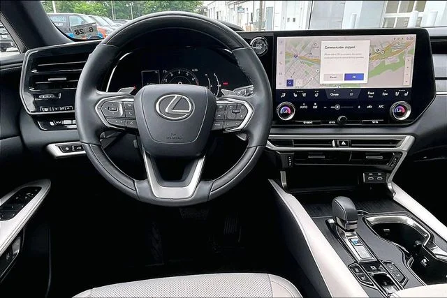 Certified Used 2023 NORI GREEN PEARL Lexus 350 Premium image 8