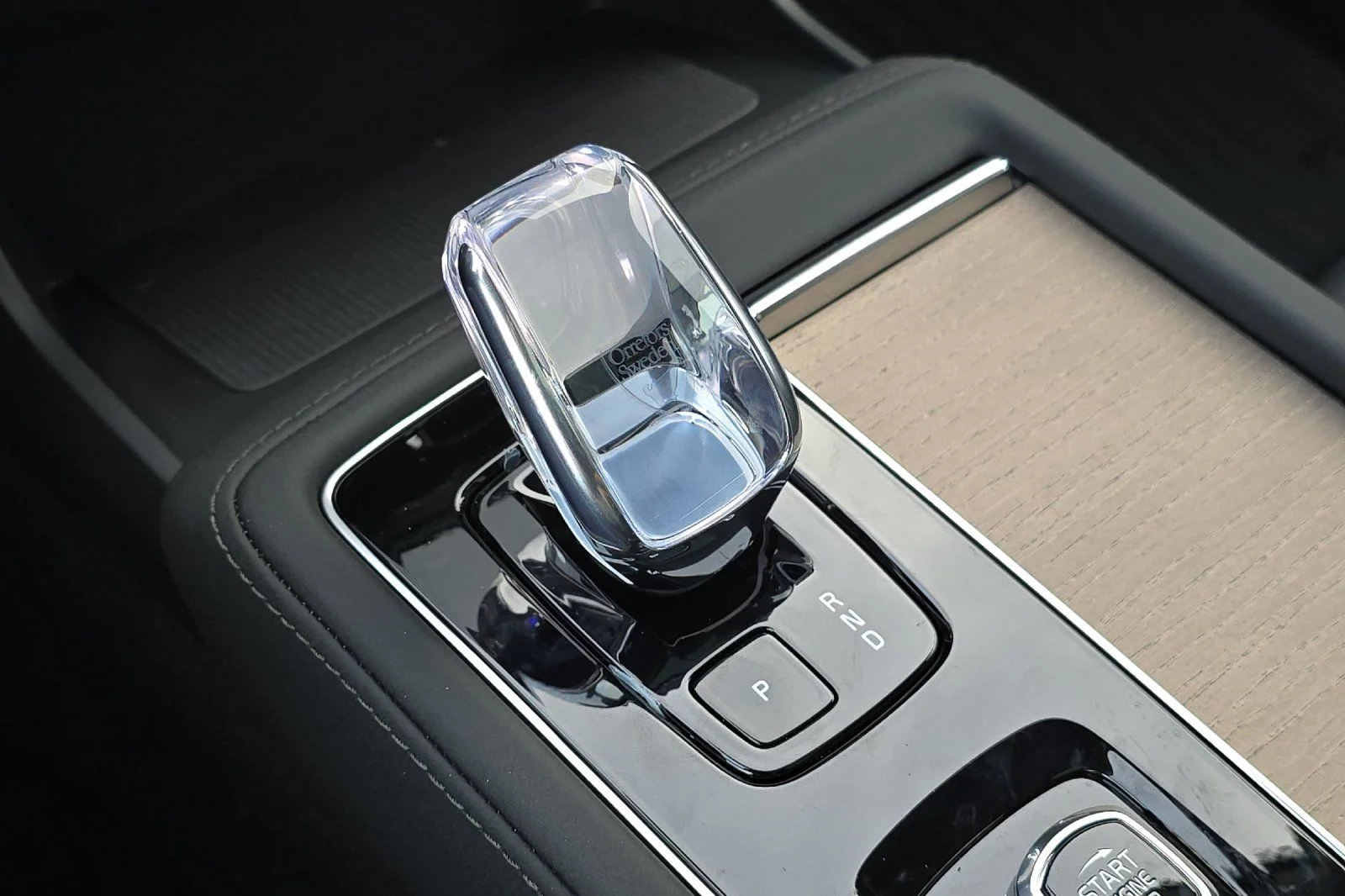 New 2026 Crystal White Volvo Plus image 21