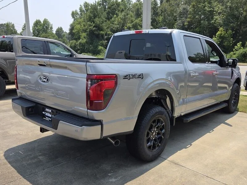 New 2026 Iconic Silver Metallic Ford XLT image 15