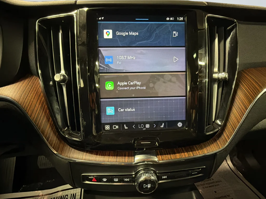 2024 Volvo XC60 Plus - Photo 14
