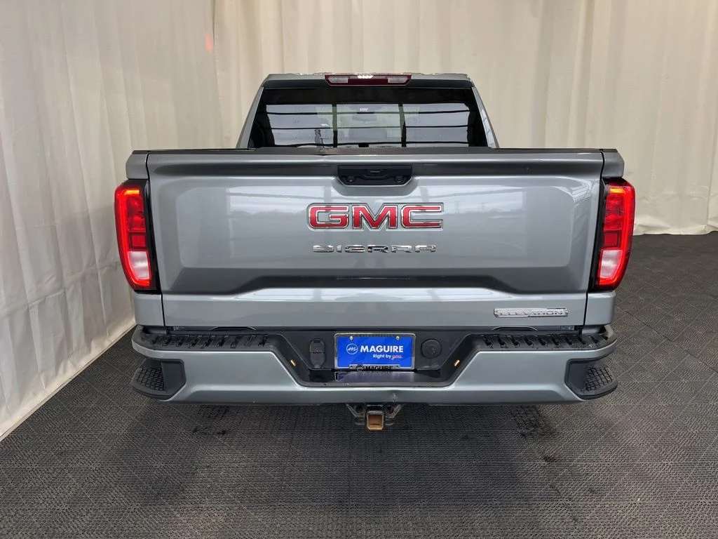 Used 2023 Silver GMC Elevation image 25