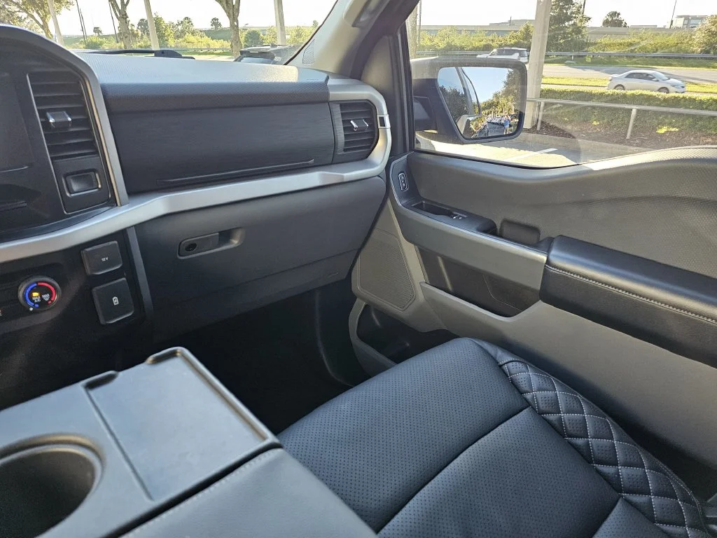 Used 2023 Black Ford XLT image 14