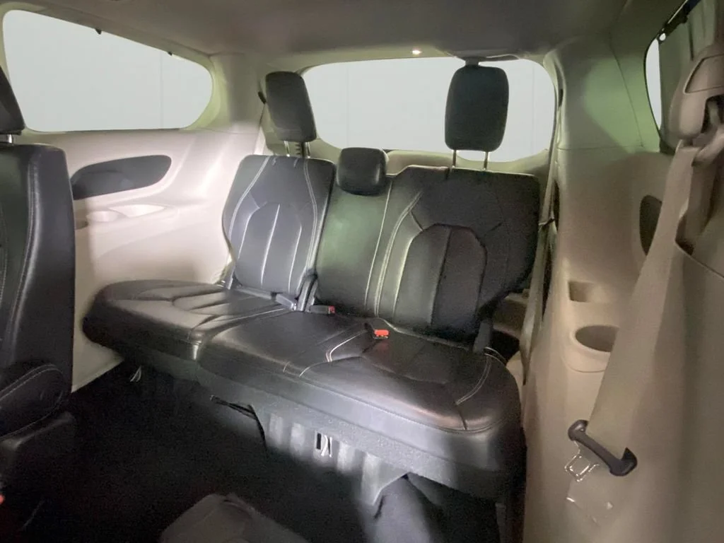 Used 2022 White Chrysler Touring L image 31
