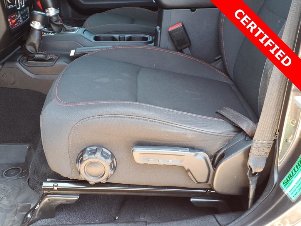 Certified Used 2022 Gray Jeep Rubicon image 17