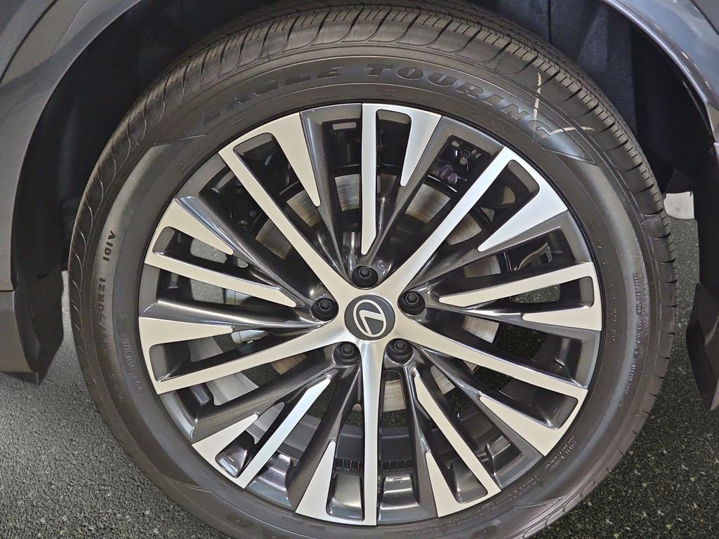 New 2026 Cloudburst Gray Lexus PREMIUM PLUS image 33