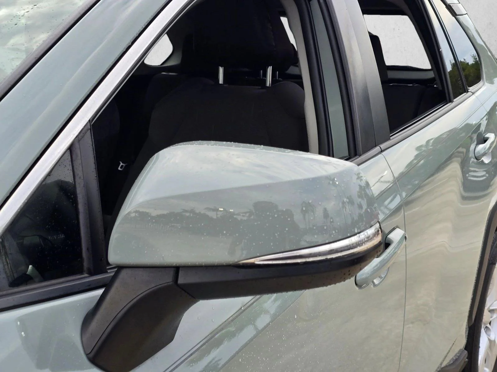 Used 2019 Lunar Rock Toyota XLE image 7